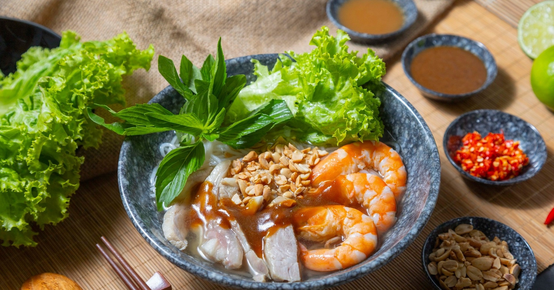 Món bún đặc sản ở Sóc Trăng tên gọi gây tò mò, du khách tưởng sai chính tả
