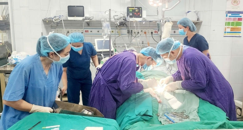 Người đàn ông trẻ ngừng tim sau khi đi bơi về