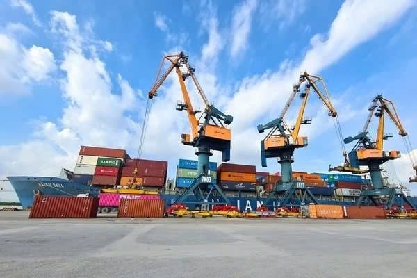 Viconship tiếp tục mua thêm cổ phiếu Xếp dỡ Hải An