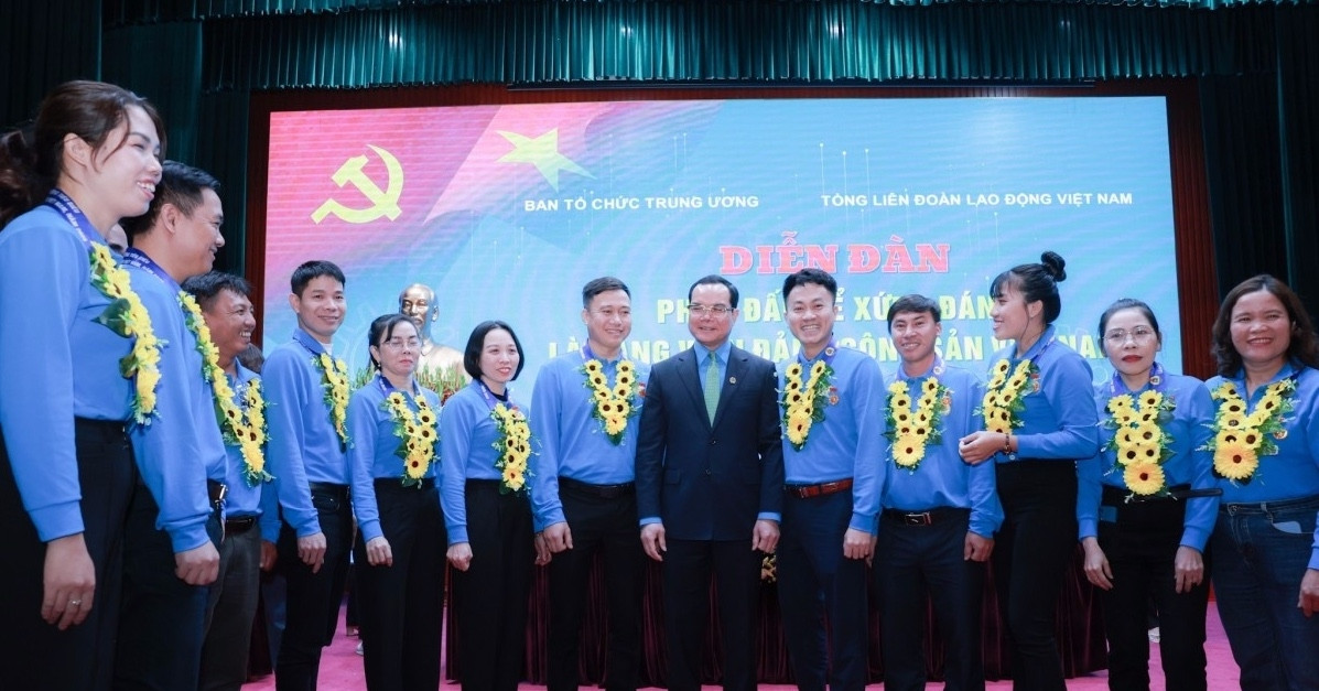 Công đoàn “trực thuộc” Mặt trận Tổ quốc vẫn có tính độc lập