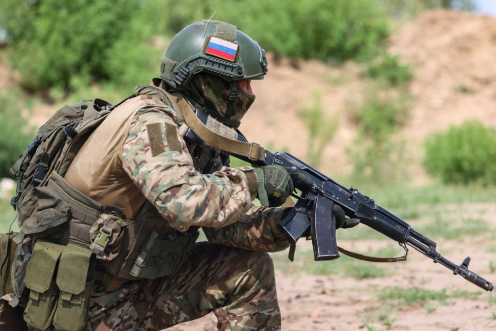 Moscow kiểm soát phần lớn Vovchansk, UAV Ukraine tấn công miền tây Nga