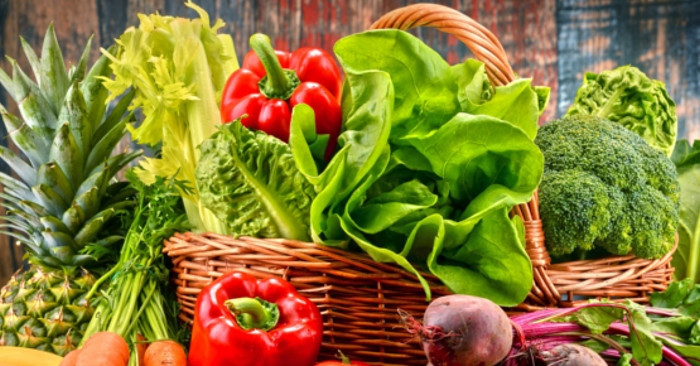 Nguyên nhân khiến người đàn ông trẻ cả đời không thể ăn rau, thịt