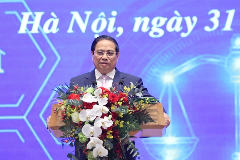 Thủ tướng: Cổng Pháp luật quốc gia là công cụ hữu ích cho người người, nhà nhà