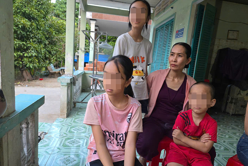 Vụ nữ sinh tử vong ở Vĩnh Long: Công an mời người mẹ lên làm việc