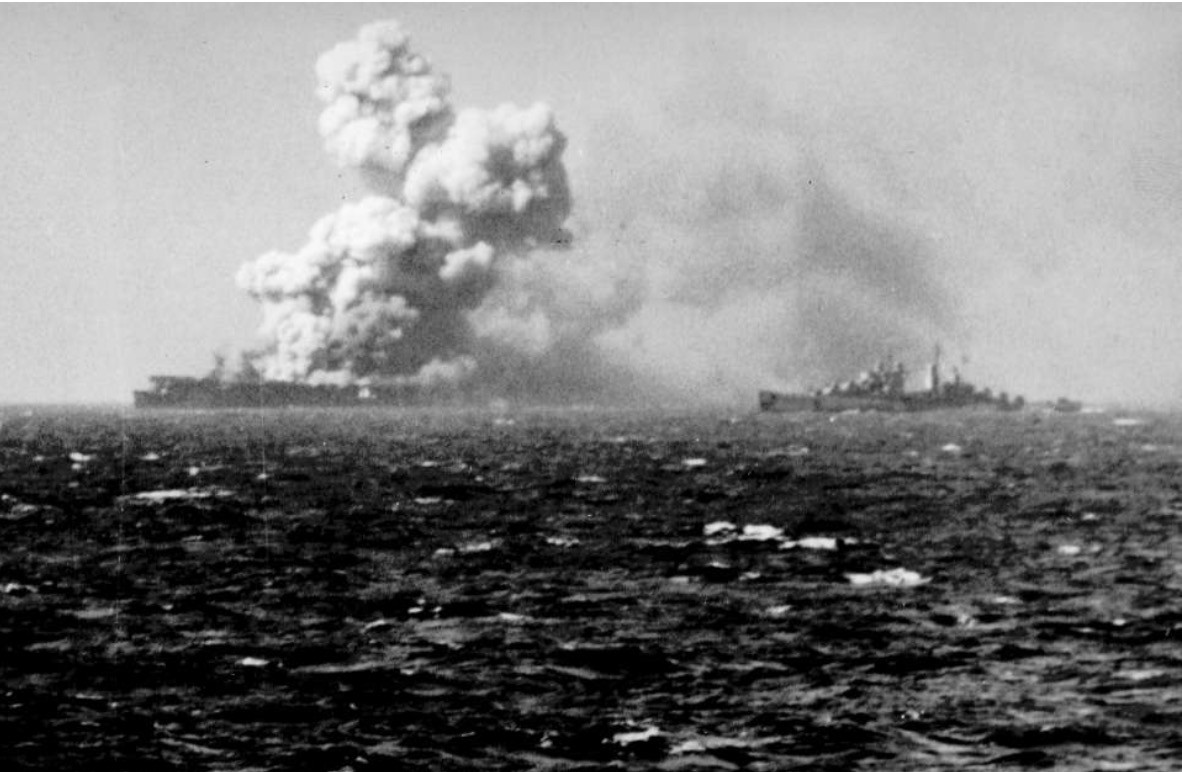 Hải chiến vịnh leyte. Ảnh: National Museum WW2