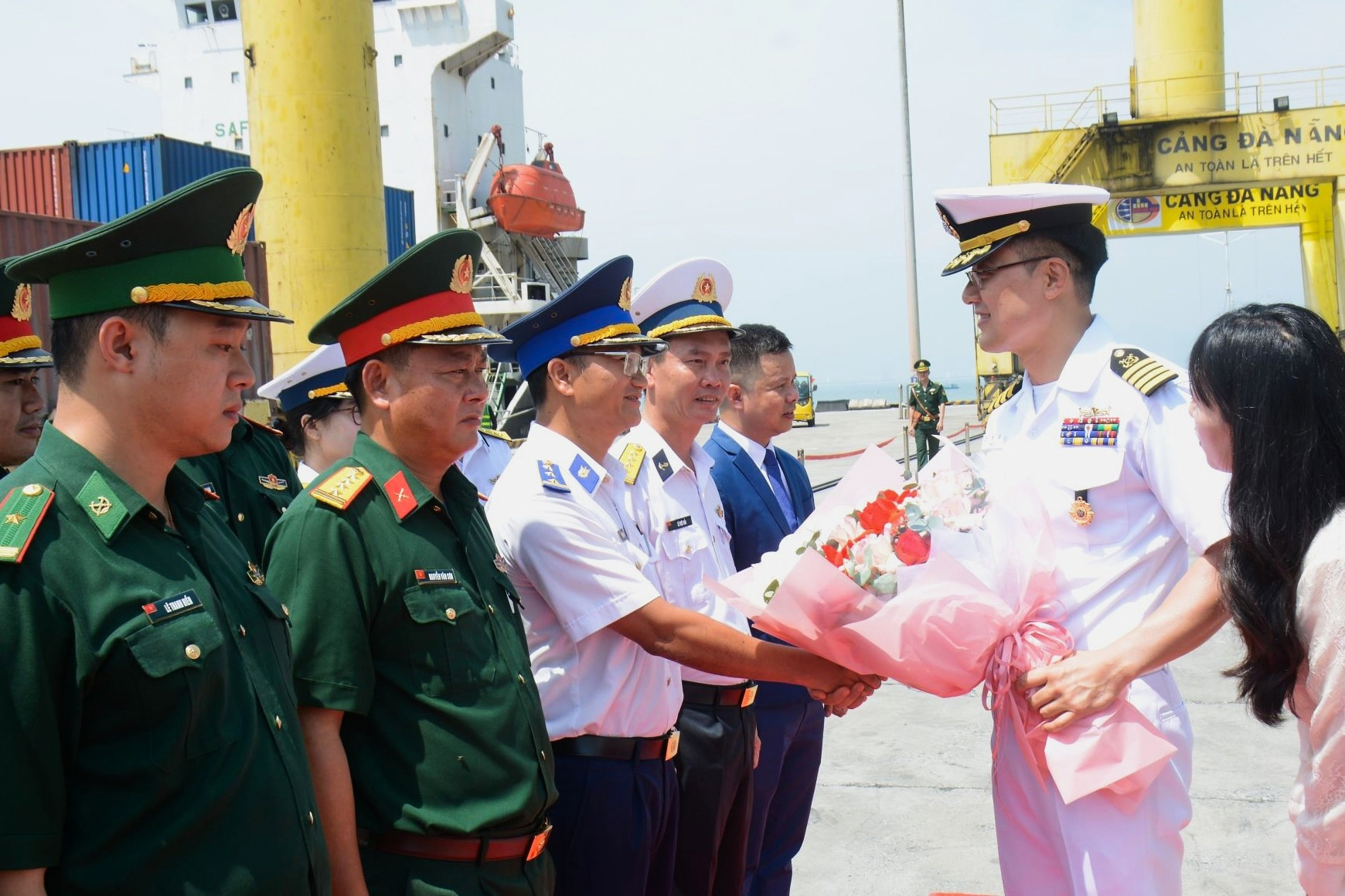 Tàu Hải quân Hàn Quốc thăm Đà Nẵng