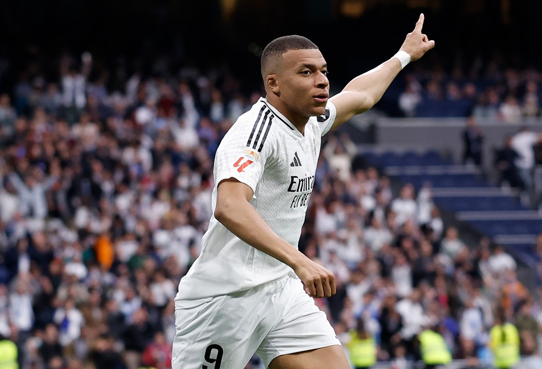 Mbappe lập cú đúp, Real Madrid run rẩy trước Siêu kinh điển
