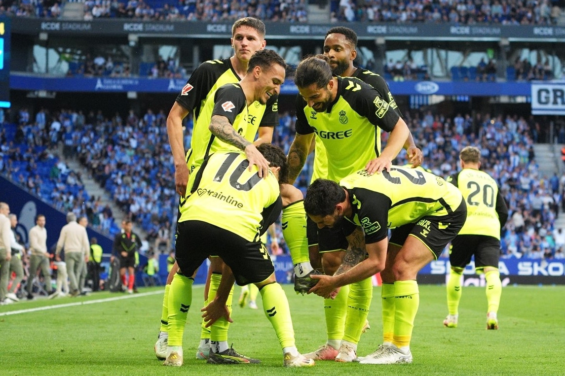 Antony vẽ siêu phẩm, Betis ngược dòng giành 3 điểm phút bù giờ