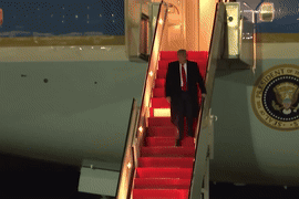 Bên trong chiếc máy bay cũ Mỹ mua lại để thay thế Không lực Một của ông Trump