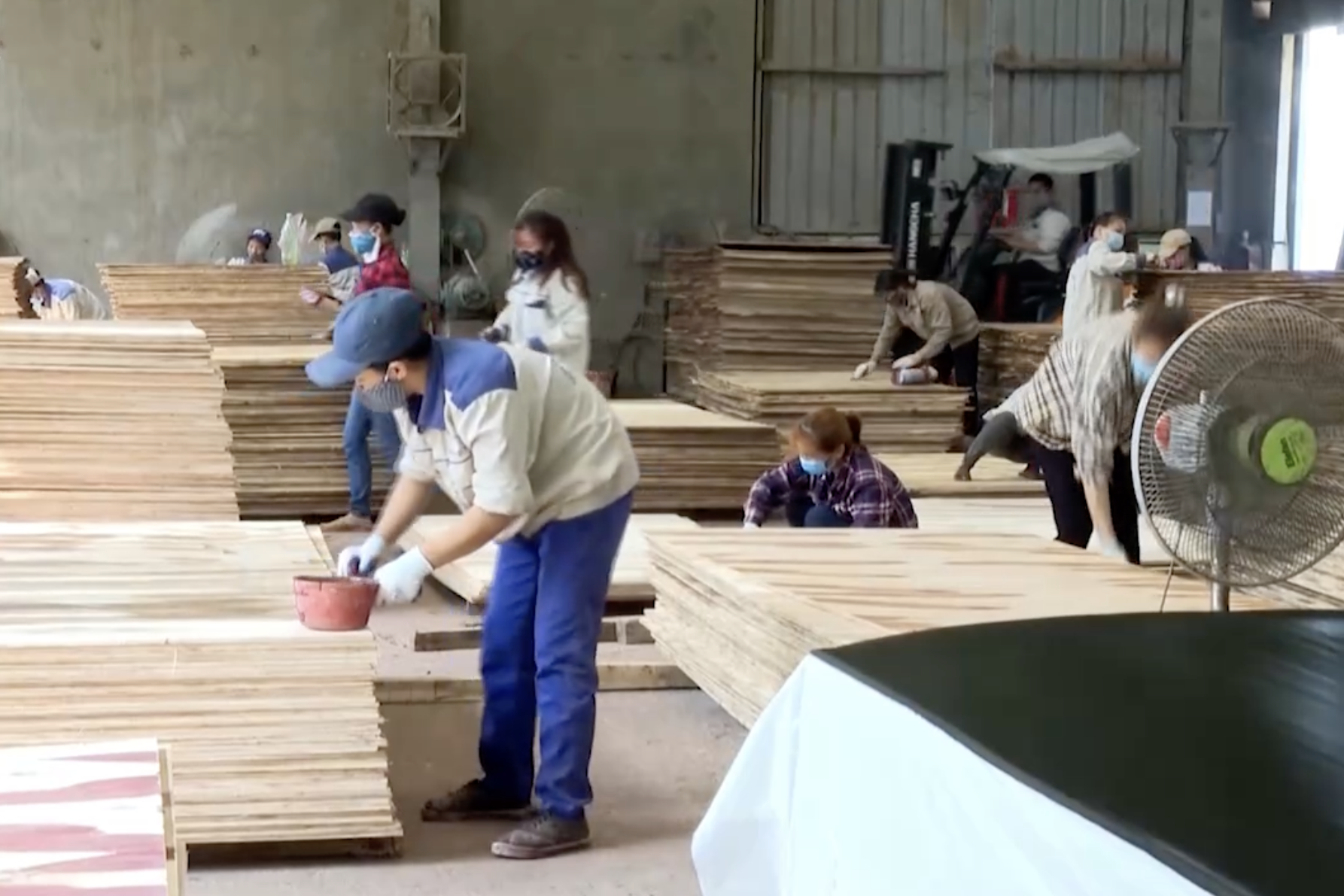 Đưa sản phẩm gỗ ngoại thất Việt vào thị trường Anh