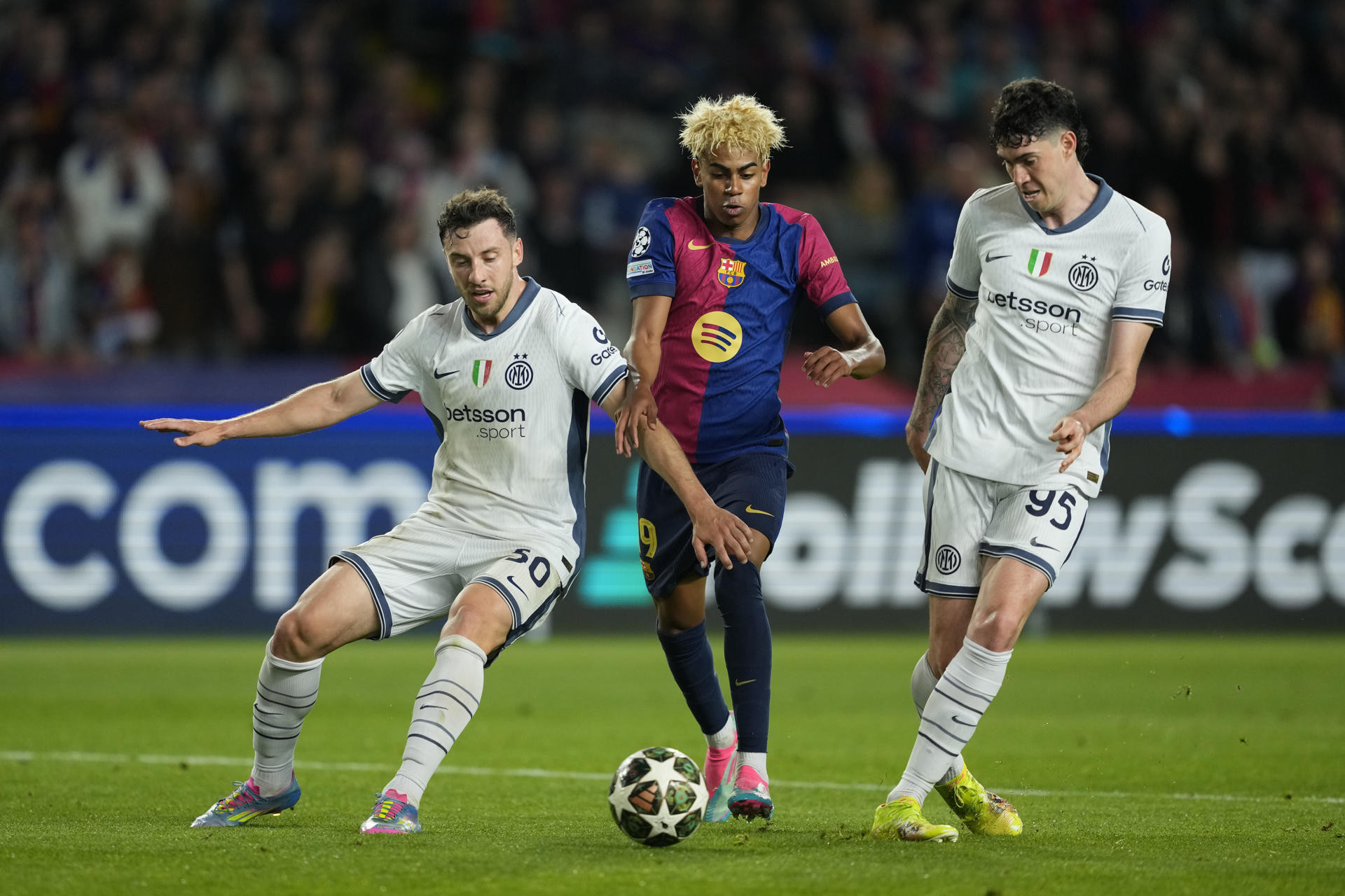 EFE. Lamine Yamal Barca Inter 2.jpg