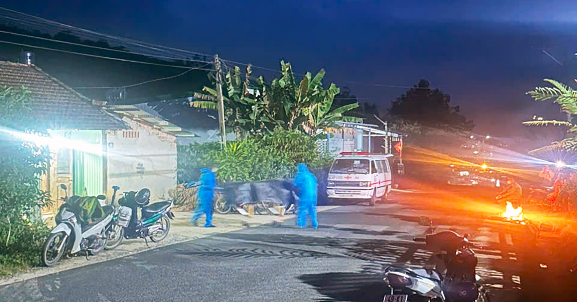 Gia chủ phát hiện thi thể phân hủy trong phòng tắm sau 1 năm vắng nhà