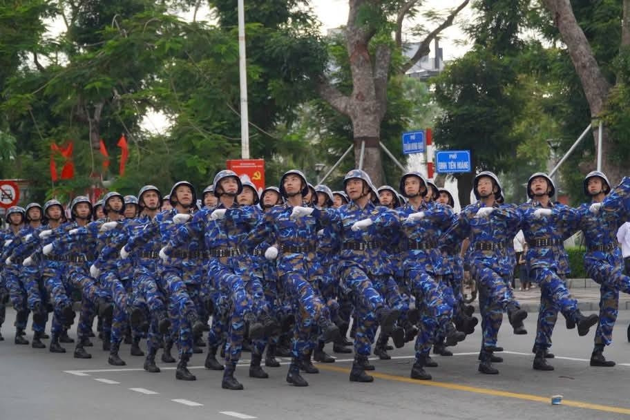 Hải Phòng hợp luyện diễu hành kỷ niệm 70 năm ngày giải phóng