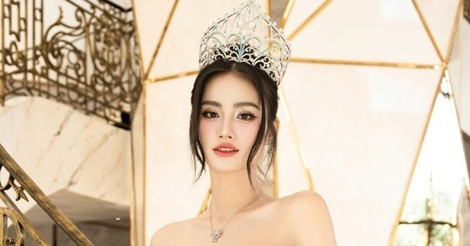 Hoa hậu Ý Nhi: Chỉ cần cái gật đầu, ánh nhìn của bố đủ để tôi mạnh mẽ hơn