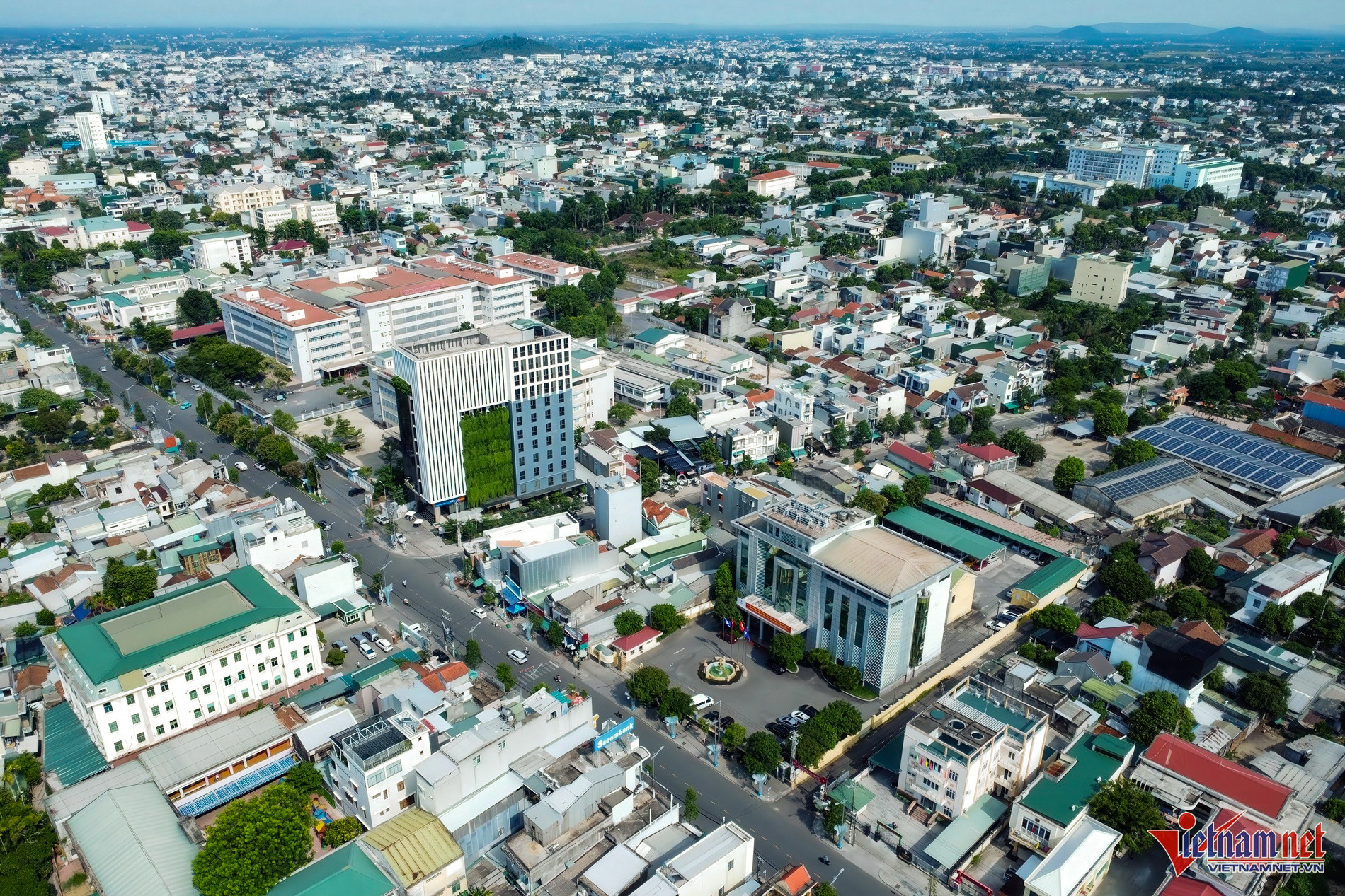 w dji 0350 gigapixel low resolution v2 4x 98392.jpeg