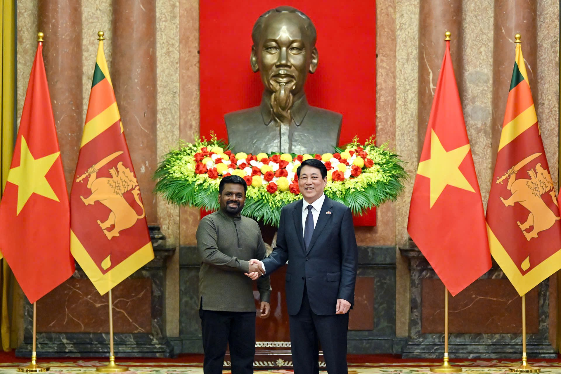 z6569508025804_79c07bca091751769ea5889f57bbd150 (1).jpg