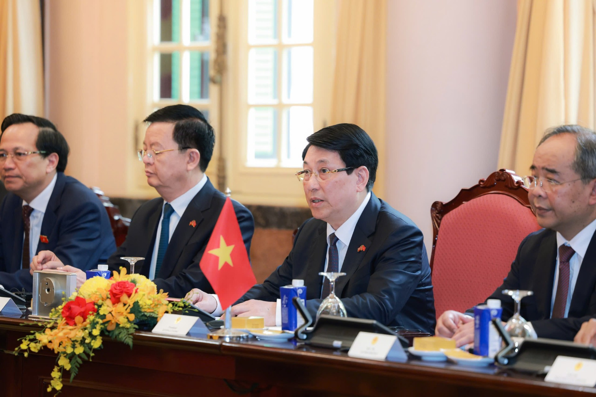 z6569508542699_7e455624ffe57d8e4e9d83714823eed9 (1).jpg