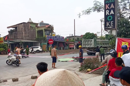 Bản tin chiều 6/5: Hai bà cháu tử vong sau va chạm với xe tải