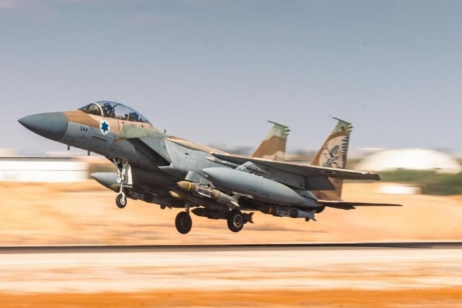 Israel mở rộng hoạt động quân sự ở Gaza, không kích trả đũa Houthi