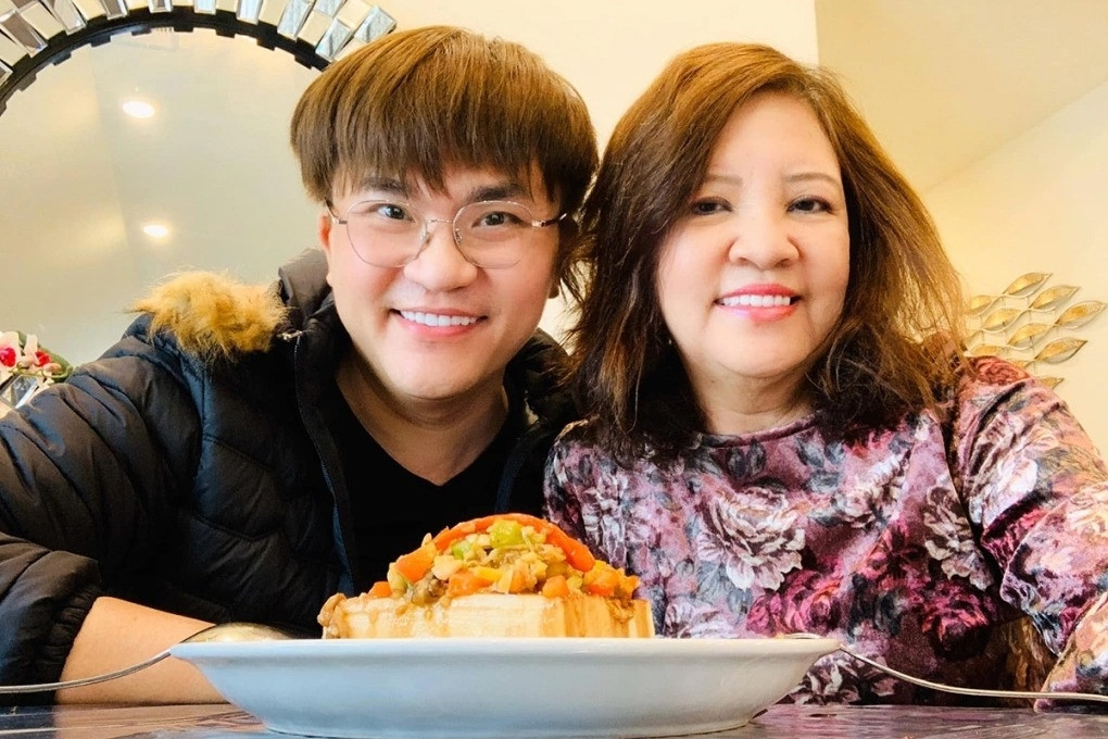 MC Đại Nghĩa phải diễn 2 vai dù mẹ bị đột quỵ, hôn mê sâu