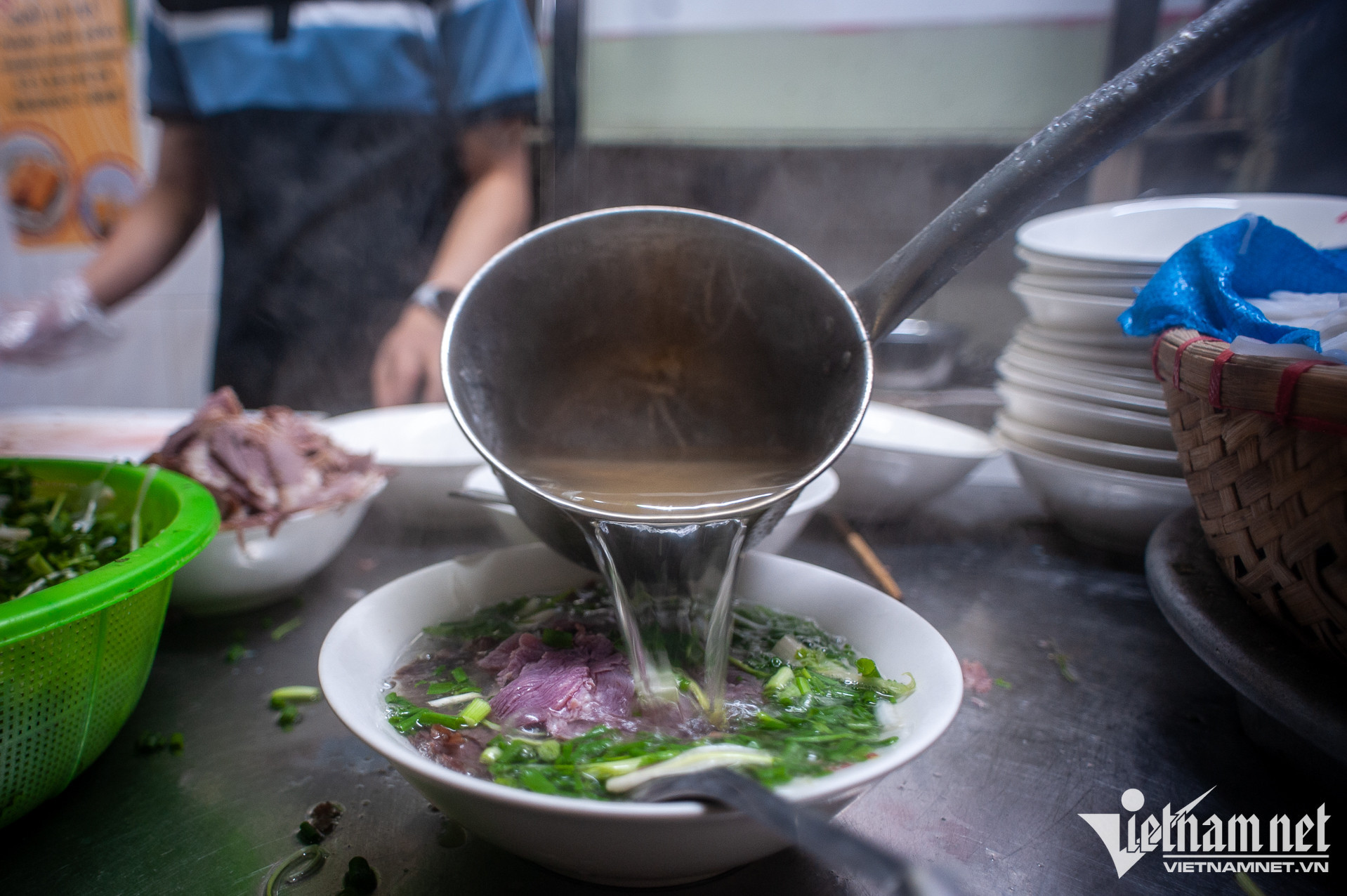 pho thin bo ho 201.jpg