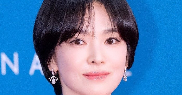 Song Hye Kyo bật khóc, 'Khi cuộc đời cho bạn quả quýt' đại thắng giải Baeksang