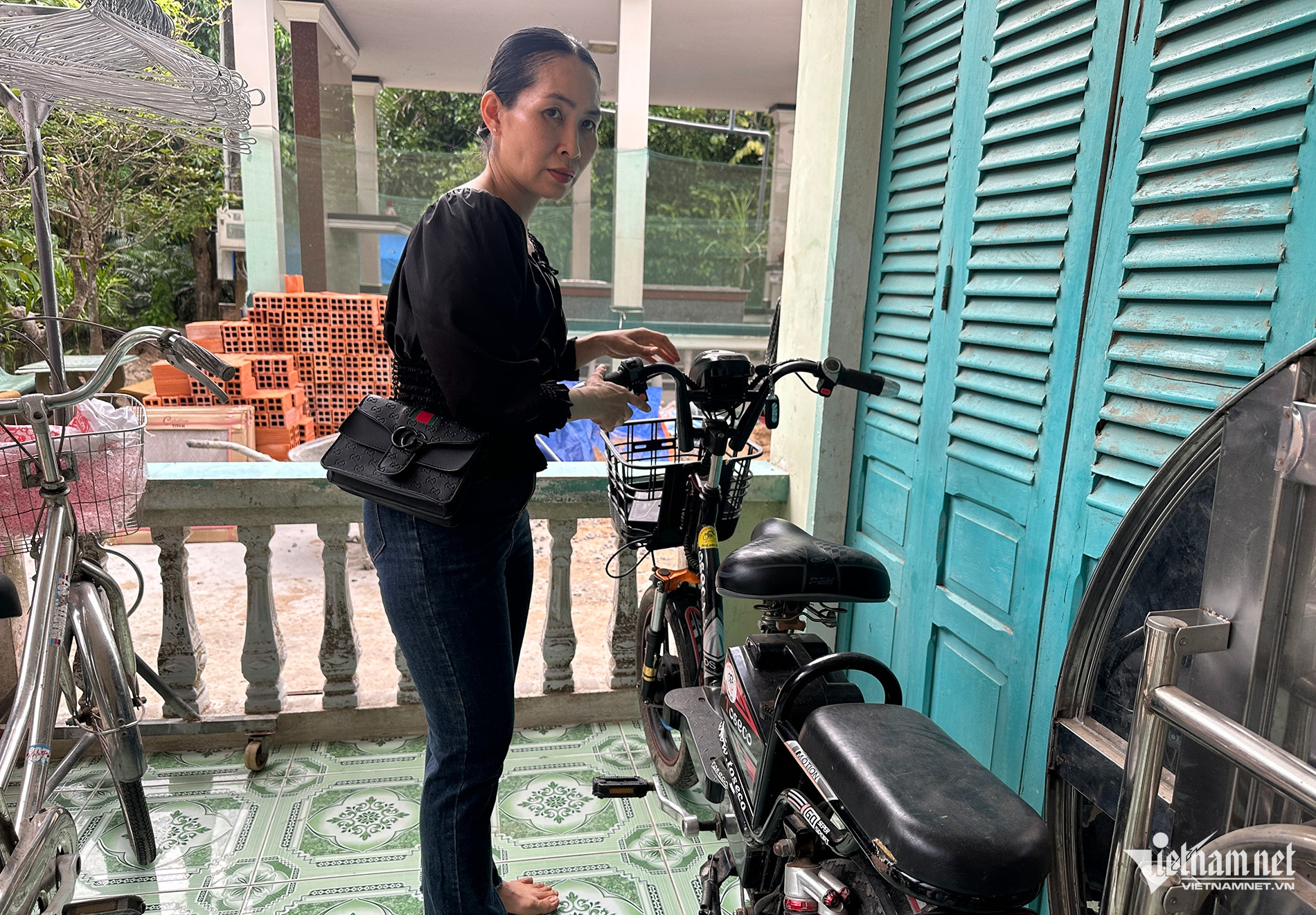 W-0 Nữ sinh.jpg