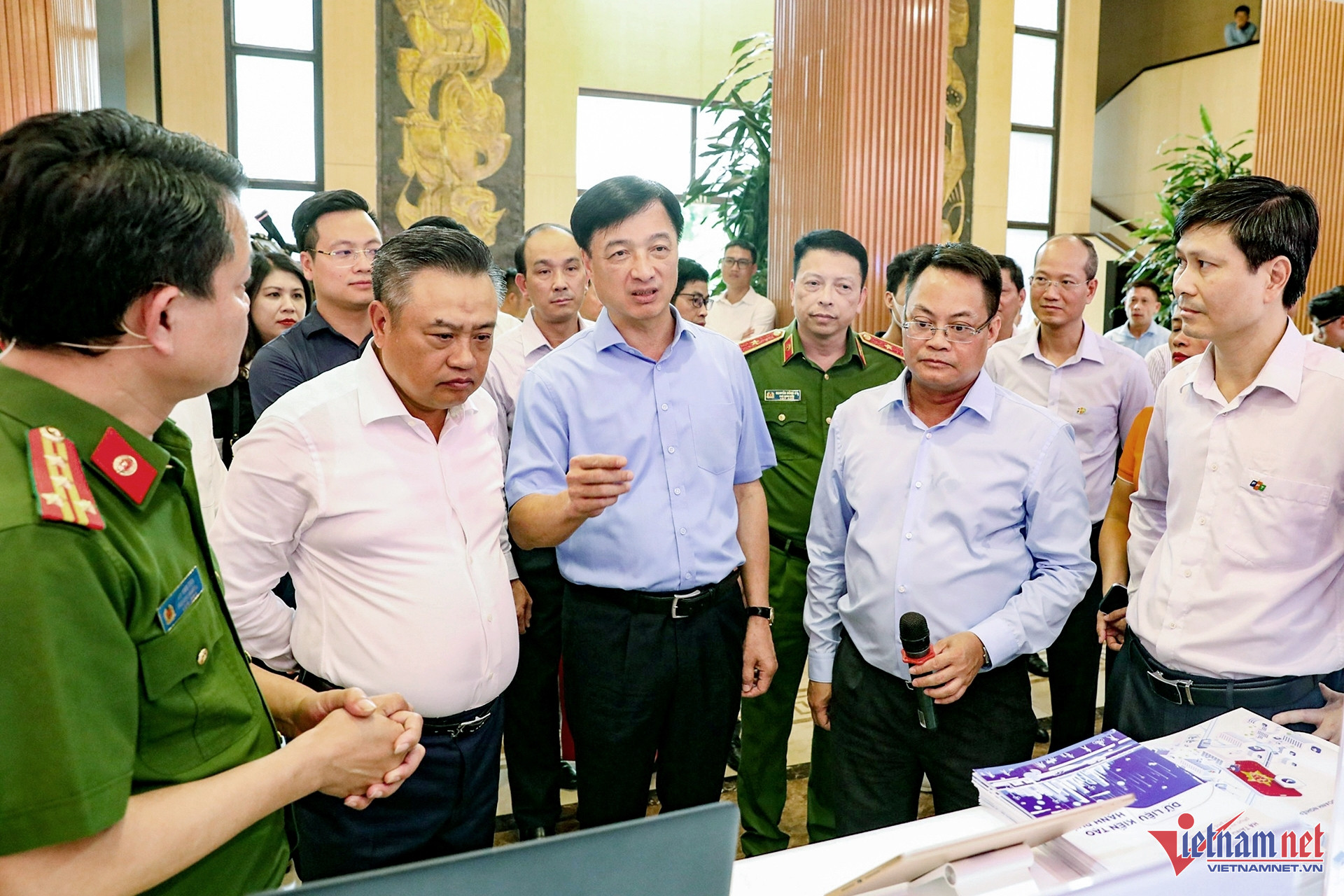 W-nguyen duy ngoc 2328 167.jpeg