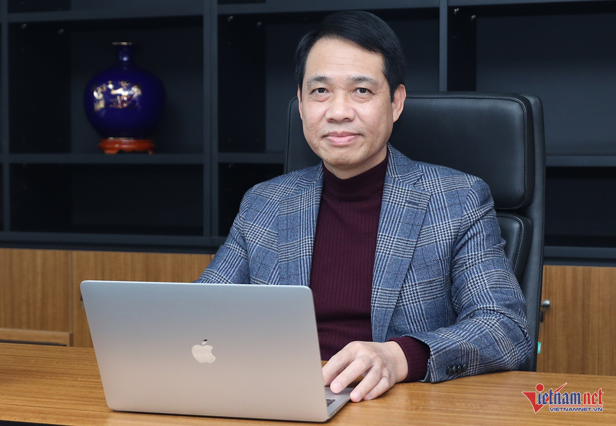 W-tran minh tan 495.png