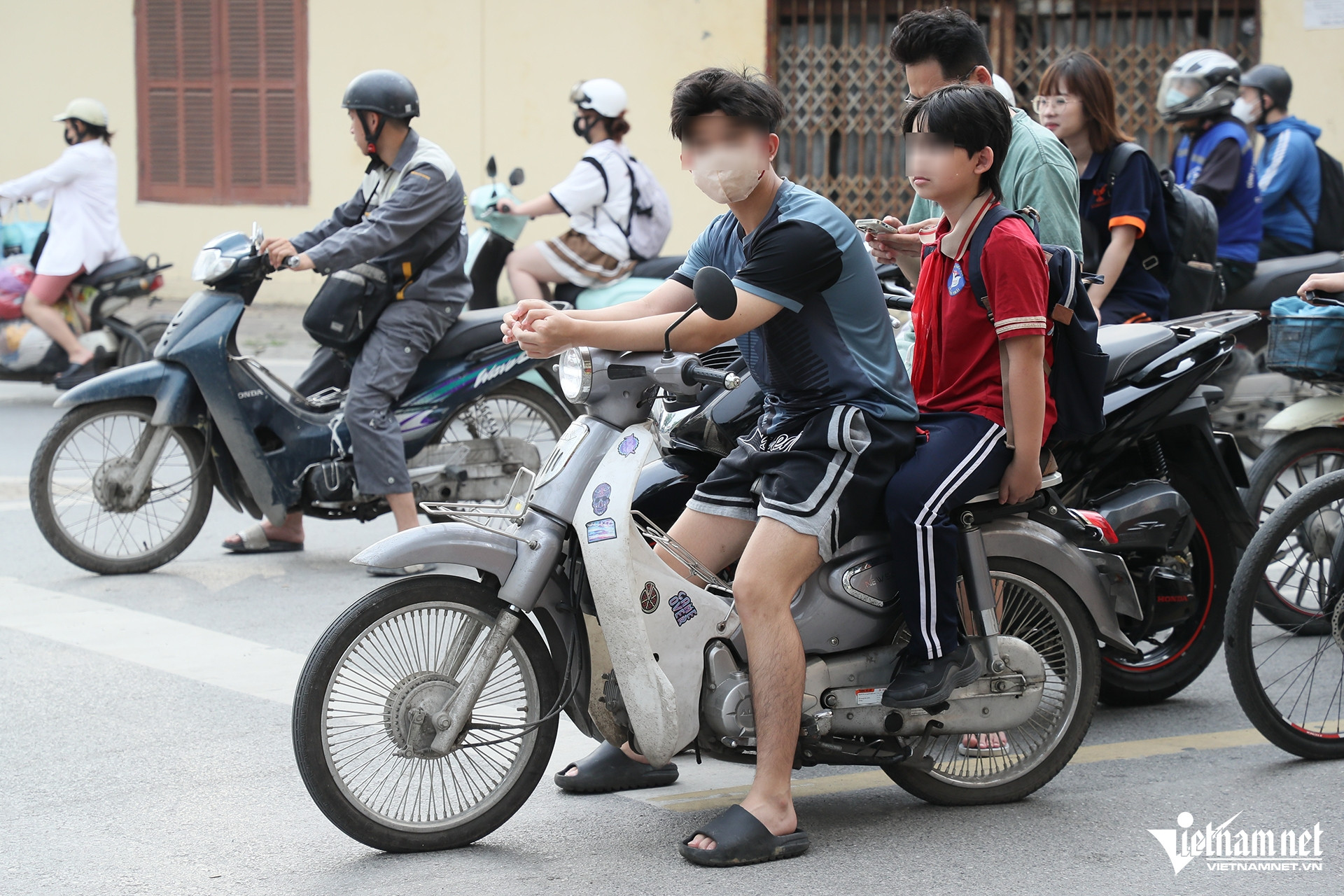 W-xu ly hoc sinh vi pham 5.jpg