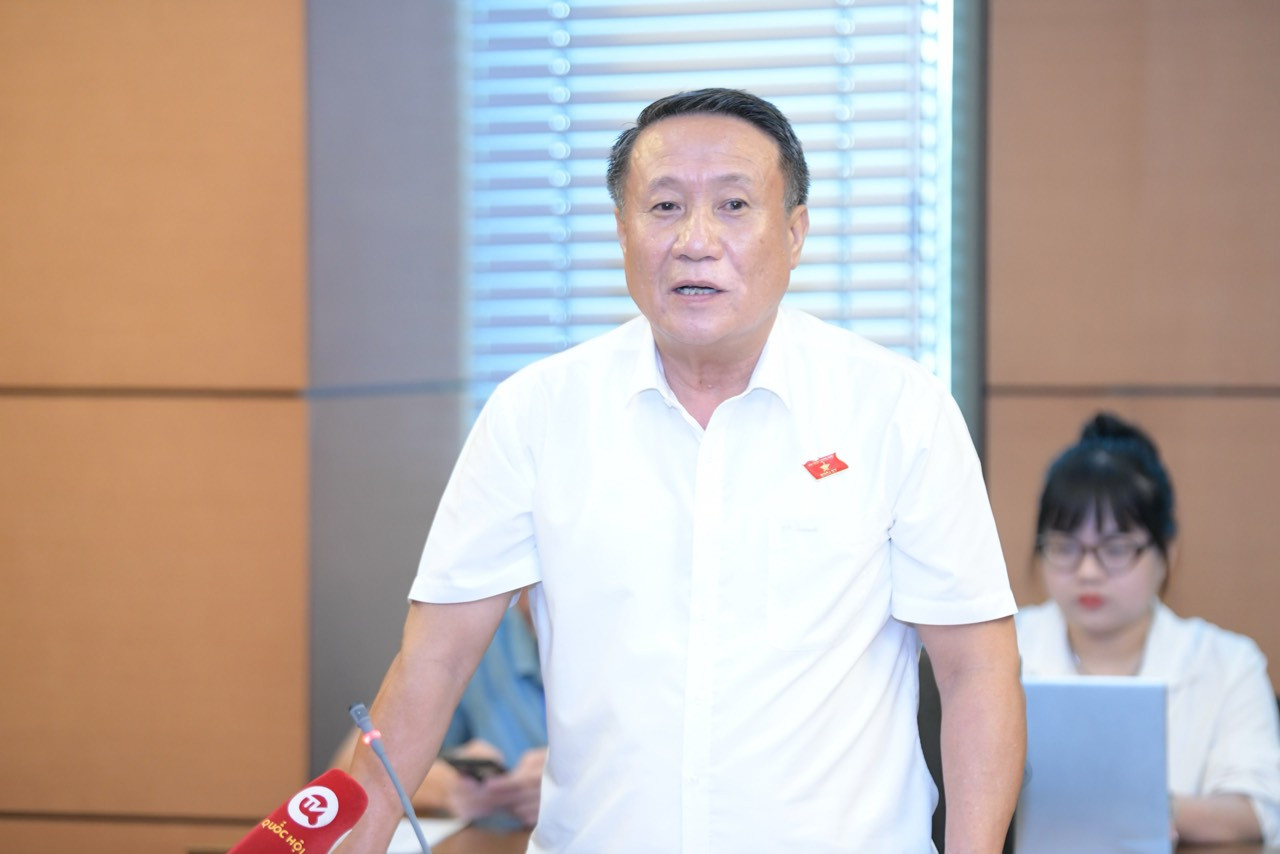 107d4145901t8559l4 ha sy dong.jpg