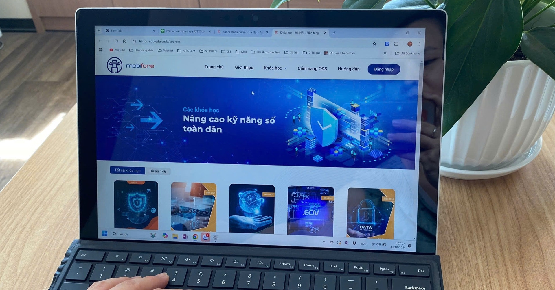 2 nền tảng cung cấp miễn phí kiến thức kỹ năng số, công nghệ số cơ bản