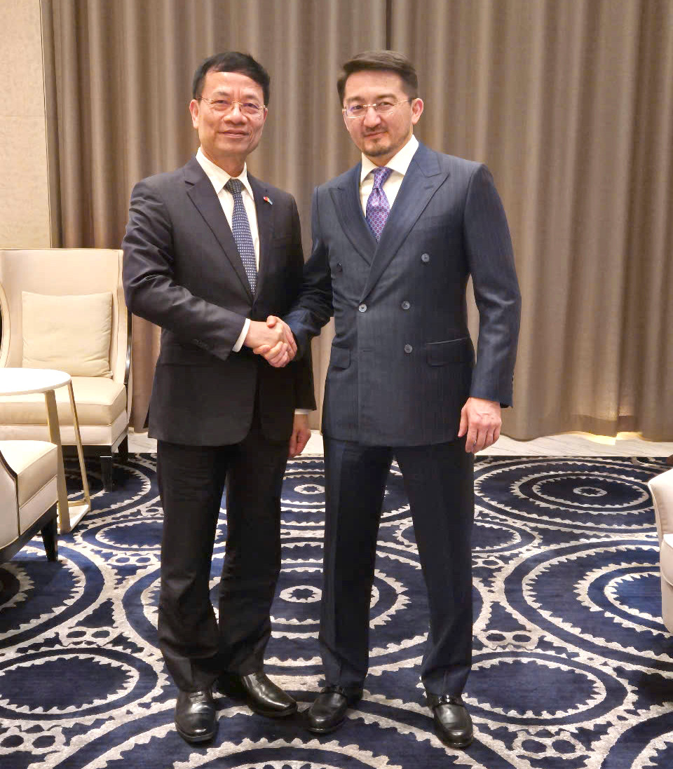 bo truong hung.jpg
