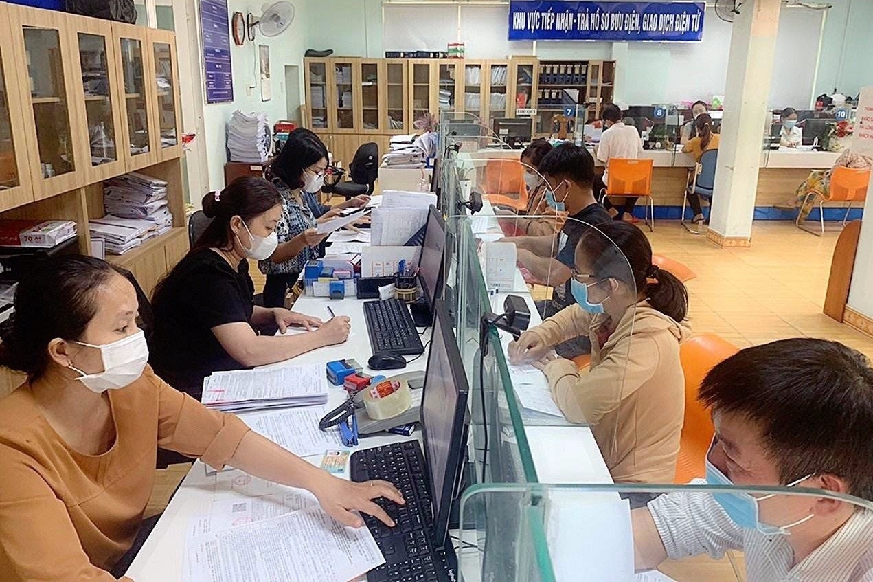 Chọn thời điểm nghỉ trước tuổi để được hưởng 75% lương hưu