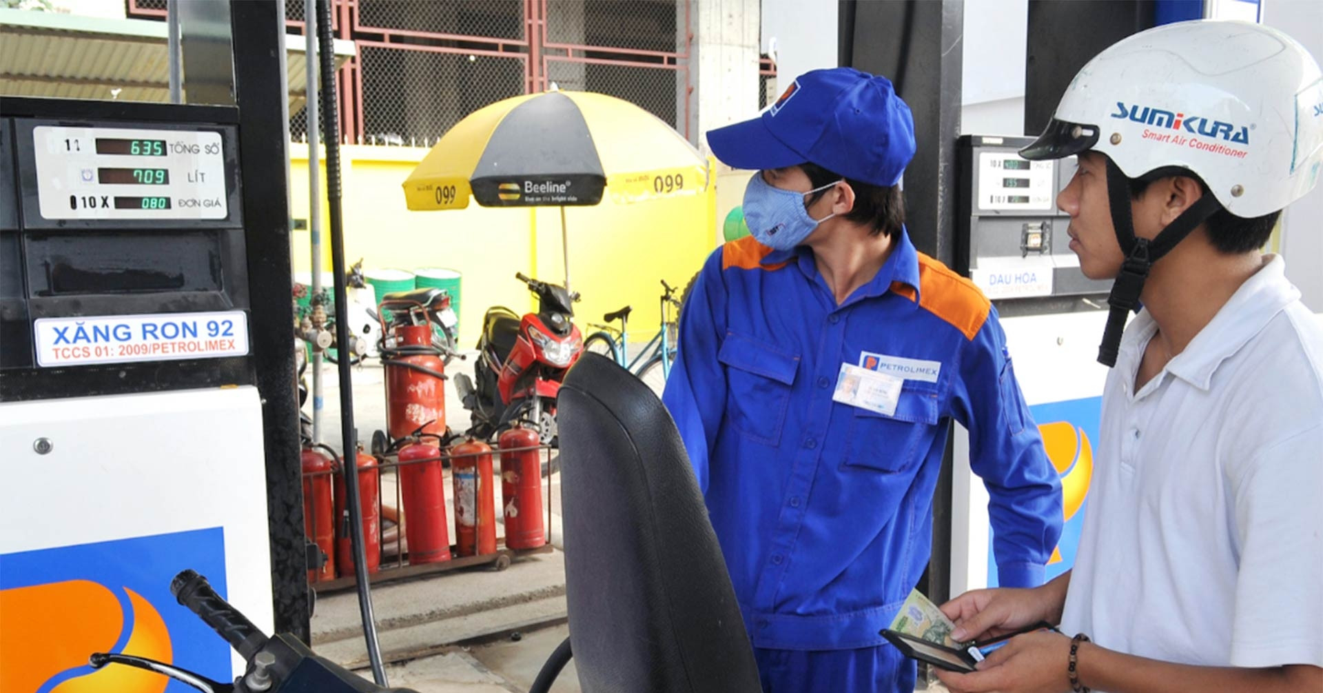 Giá xăng có thể giảm hai lần liên tiếp trong 1 tuần