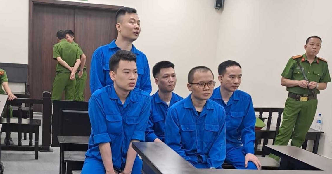 Nhóm tội phạm 'dụ' phụ nữ đưa tiền tỷ mua đất đứng tên mình rồi chiếm đoạt