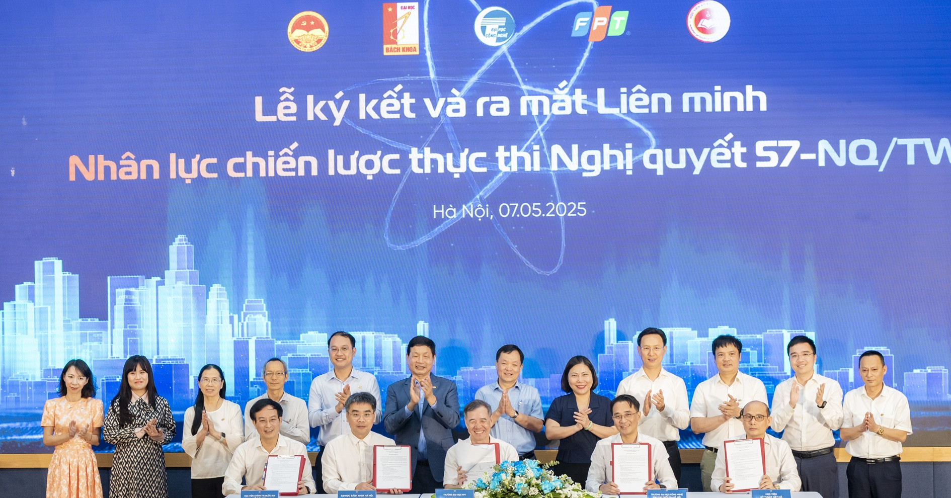 Ra mắt Liên minh Nhân lực chiến lược thực thi Nghị quyết 57