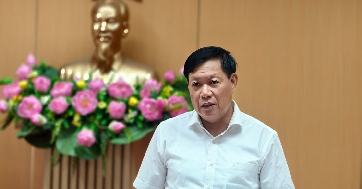 Sau loạt vụ thuốc, thực phẩm giả, Thứ trưởng Y tế yêu cầu tăng kiểm tra đột xuất