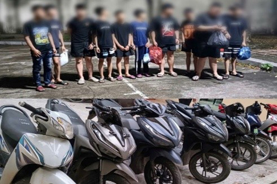 Tạm giữ 11 thanh thiếu niên mang hung khí, chặn đánh người đi đường