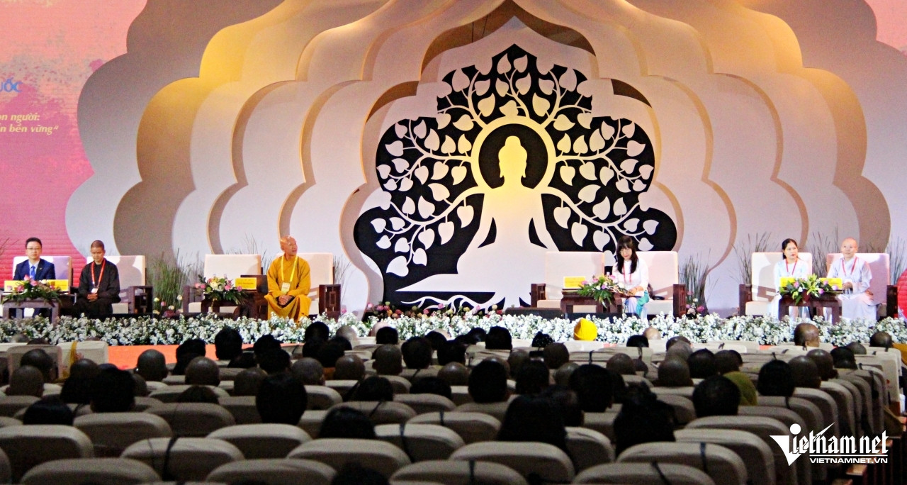W-vesak-1.JPG.jpg