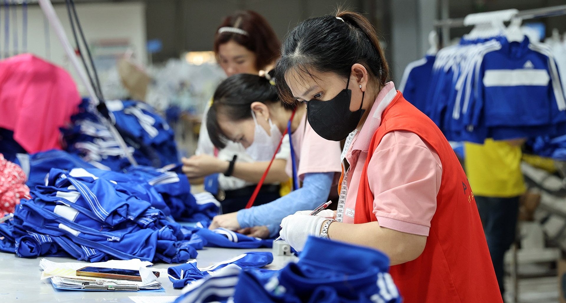 Bộ Nội vụ đề xuất phân loại lại vùng để áp dụng mức lương tối thiểu sau sáp nhập
