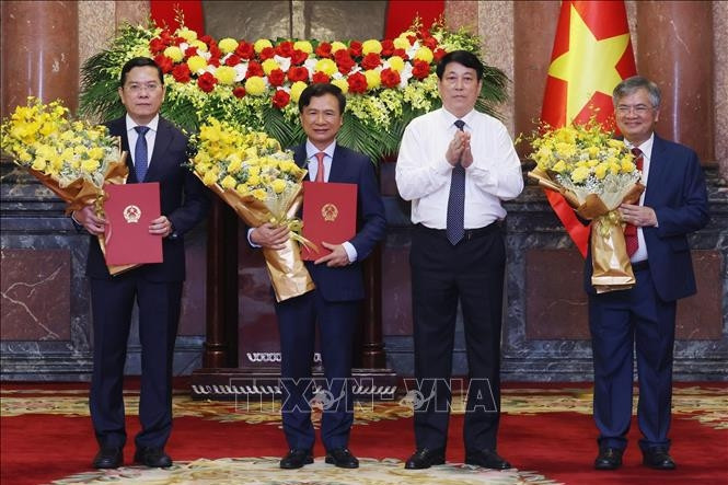 Chủ tịch nước Lương Cường bổ nhiệm 3 Phó chủ nhiệm Văn phòng Chủ tịch nước