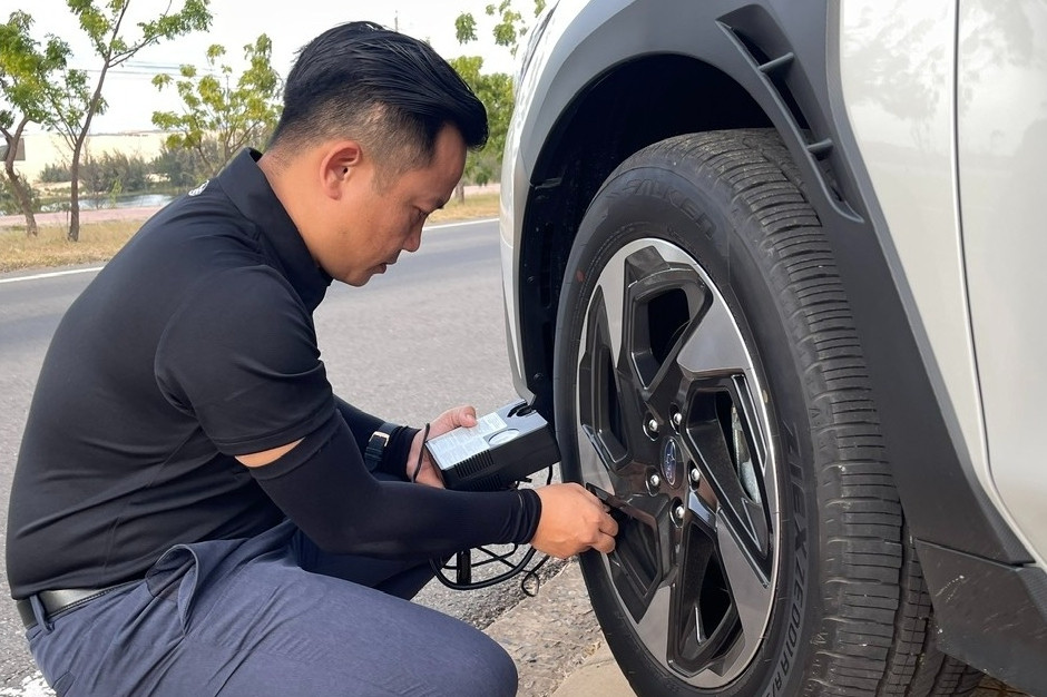 Nắng như thiêu đốt, lốp xe thành ‘bom nổ chậm’: Bí kíp giữ lốp ô tô luôn an toàn