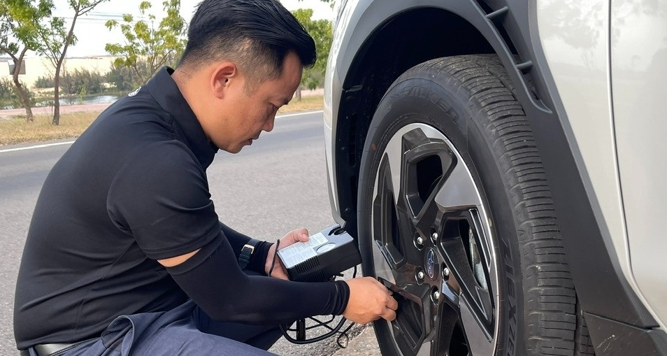 Nắng như thiêu đốt, lốp xe thành ‘bom nổ chậm’: Bí kíp giữ lốp ô tô luôn an toàn