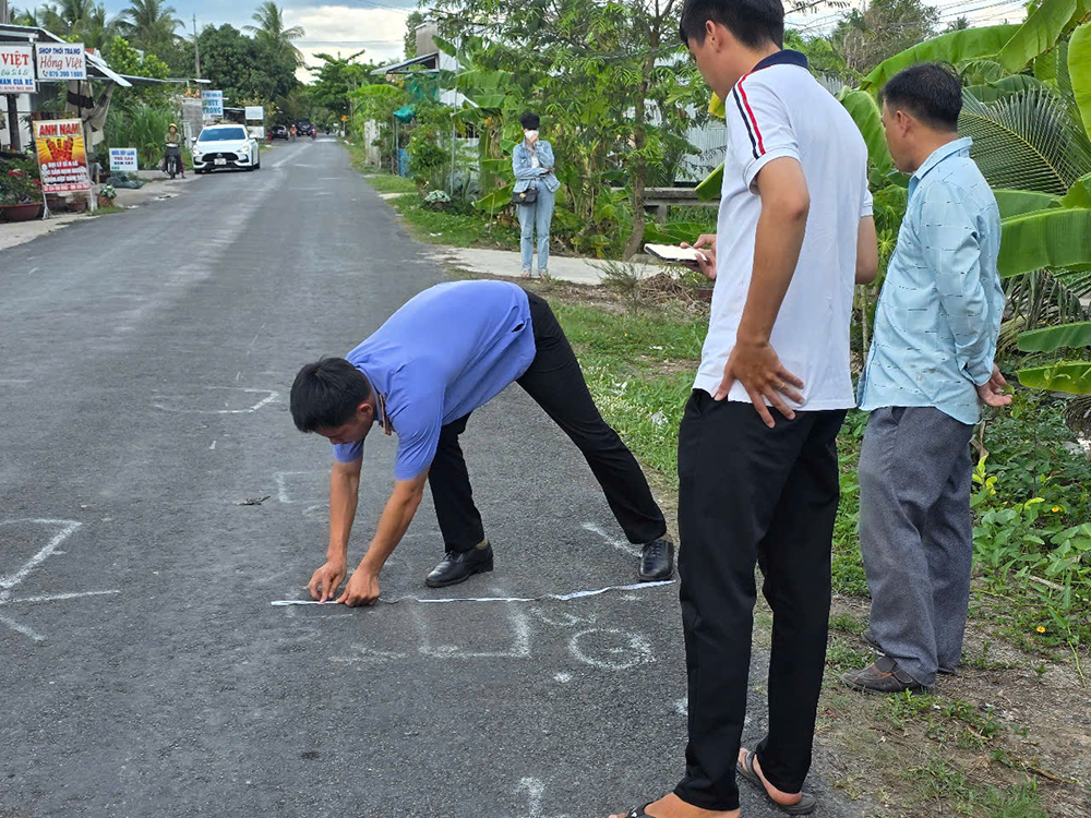 nu sinh tu vong 53.png