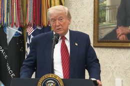 Ông Trump hứa không mềm mỏng với Trung Quốc về thuế quan trước đối thoại