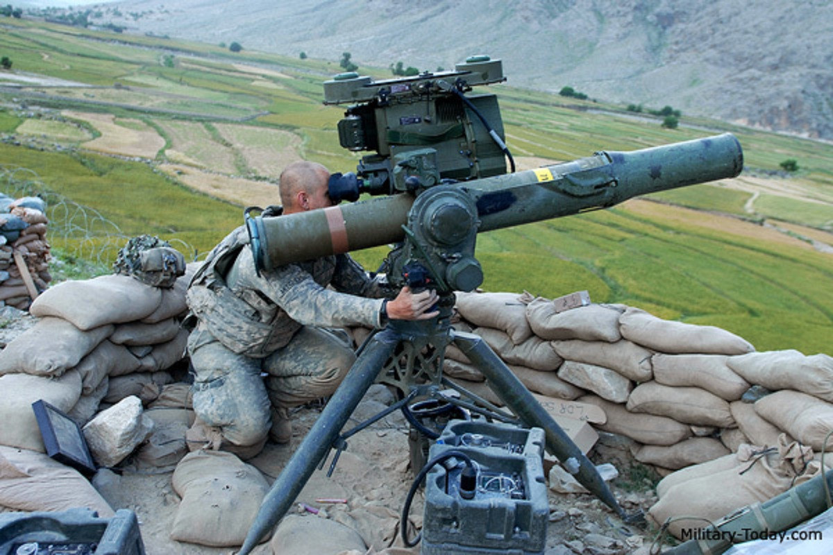 uy luc ten lua tung ban trung xe tang t 90 tai syria.jpg