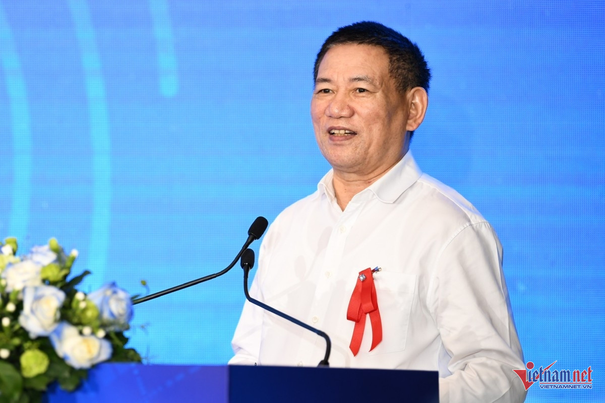 W-hoducphoc 2882.jpg