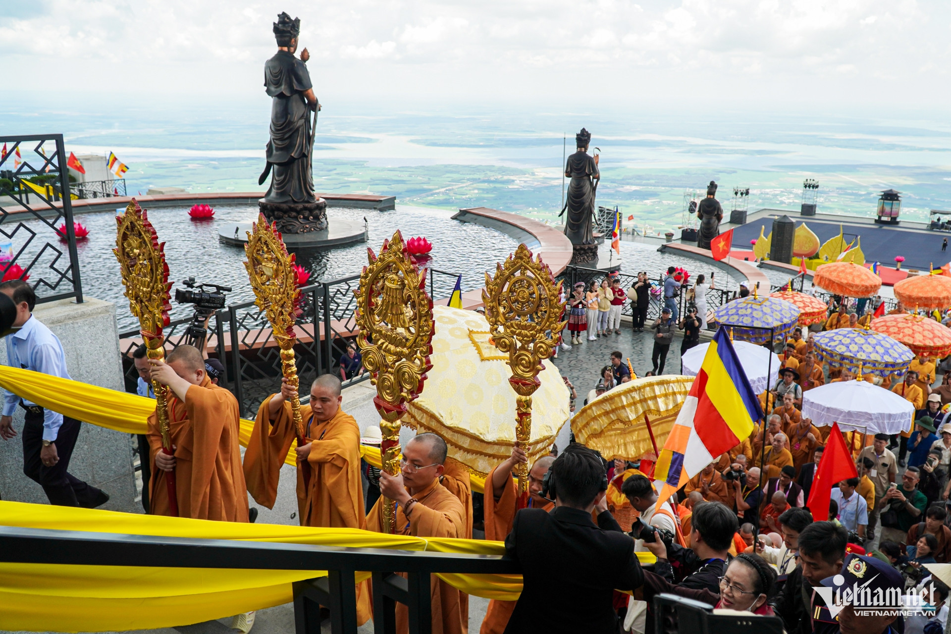W-Vesak 2025 Nguyễn Huế 14.jpg