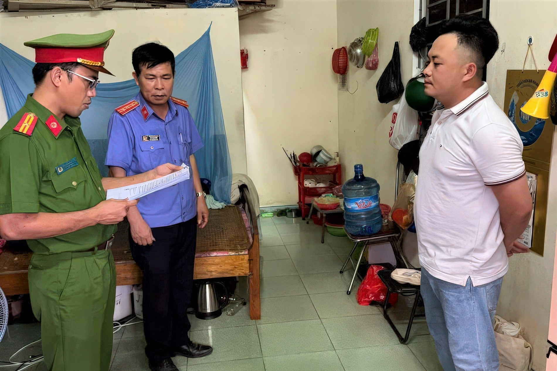 Bắt giữ thanh niên lừa đảo 3,7 tỷ đồng bằng thủ đoạn vay tiền đáo hạn ngân hàng